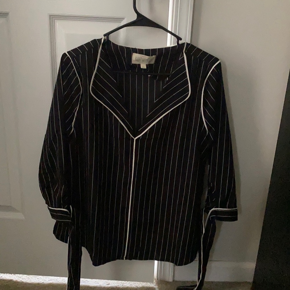 Stripped top
